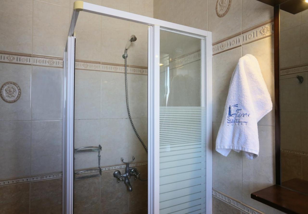 Faros Luxury Suites Marathópolis Esterno foto